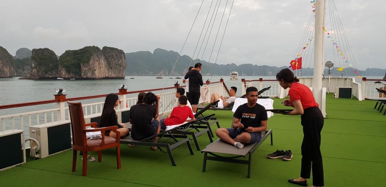 Hotel Calypso Cruises Cat Hai Esterno foto