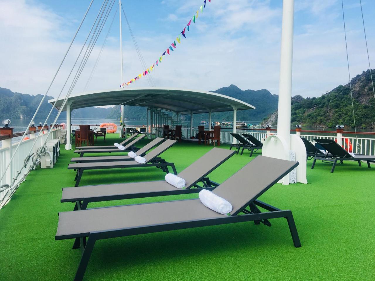 Hotel Calypso Cruises Cat Hai Esterno foto